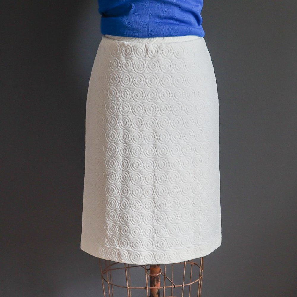 Vintage Creamy White Geometric Polyester Skirt